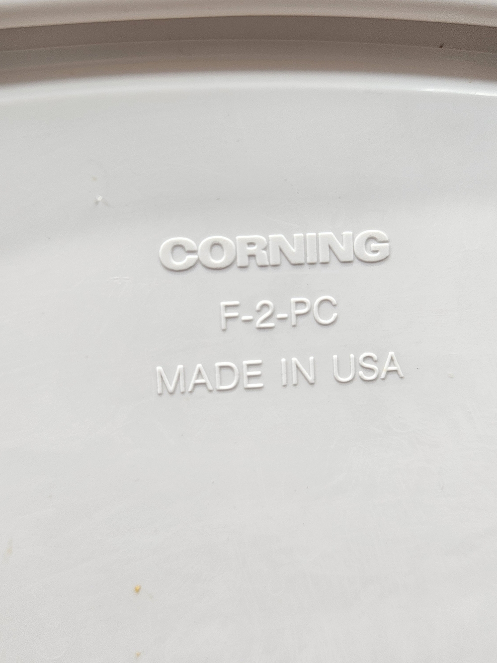 CorningWare Oval White Plastic Lid - Picture 5 of 5